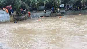 Список населенных пунктов фелда лок хенг тимур felda lok heng utara (tiada penduduk dan kawasan tersebut dijadikan kawasan pertanian setempat) Remaja Lemas Mandi Di Paya Biru