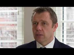 Dr Adam Thorne: Dentistry in Central London