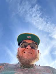 Super cool video by Quarry patron John Riley at Spring Badfish this  weekend! Great tune as well... https://www.youtube.com/watch?v=5iRDW2V_IC8