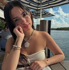 Female Roommate Wanted, Animal Lover Preferred