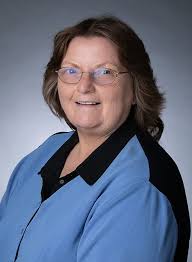 Renee Woolford's Instagram, Twitter & Facebook