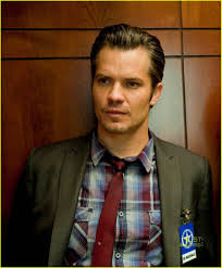 Raylan Givens Love His Skinny Ties And Flannel Like Shirts Timothy Olyphant Olyphant Actors