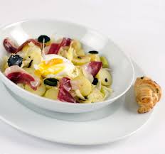 Salade Composee Endives Pommes De Terre Magret Oeuf Mollet Et Truffe Et Si C Etait Bon Recettes De Cuisine Art Culinaire Truffe