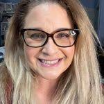 Abigail Thacker's Instagram, Twitter & Facebook