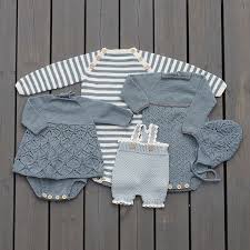 Goy Med Responsen Pa Plaggene Som Kommer I Babystrikkheftet Som Er I Salg Sa Snart Vi Har Det Klart F Med Bilder Hekling Til Baby Baby Knitting Patterns Strikkeoppskrift