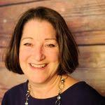 Tracey Rosenthal's Instagram, Twitter & Facebook