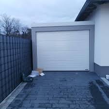 Die wände haben innen ein integriertes befestigungssystem, an dem einfach regale, schienen für fahrräder, autoreifen. Garagen Von Clc Ihr Partner Fur Den Fachhandel