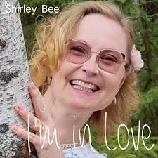 Shirley Bee's Instagram, Twitter & Facebook