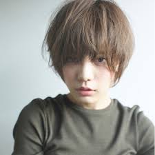 大人女子に人気の髪型とは 力の抜けたナチュラルさが魅力のヘアスタイル10選 人気のショートヘアスタイル 前髪なし ショート ヘアスタイル
