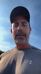 Alfred Winston's Instagram, Twitter & Facebook