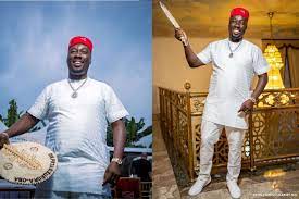Controversial journalist, kemi olunloyo has released a new song titled 'omox100' #cubanaremix to honour the mother of billionaire businessman, obi cubana. L5z4boe8g3gm3m