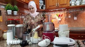 تنظيف الآلات الكهربائية المطبخية بدون ماء بمكون واحد فقط Youtube