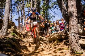 C'est son troisième succès de la saison, qui lui permet de prendre la tête du classement général. Infos Velo Coupe Du Monde Xc Dames A Vallnord Terpstra S Impose Devant Neff Rissveds Renverse Des Montagnes