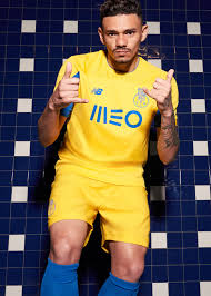 The new fc porto home ss jersey unites the fervent passion of both players and fans with a sharp appearance for the 2020/21 season. Fc Porto 19 20 Away Kit Farside Creative