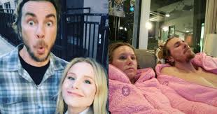 But the first time the actors met in 2007, there were no sparks. Kristen Bell And Husband Dax Shepard Role Play Apologising After They Fight In Front Of Their Kids