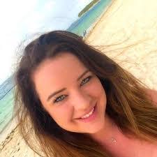 Clare Simms's Instagram, Twitter & Facebook