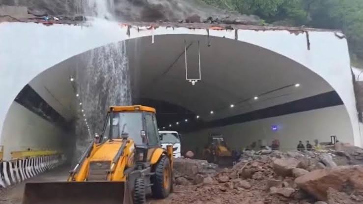 MSRDC: 'Act of God': Landslide disrupts Mumbai-Pune missing link