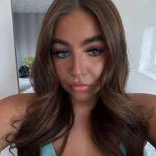 Chloe Pickering's Instagram, Twitter & Facebook