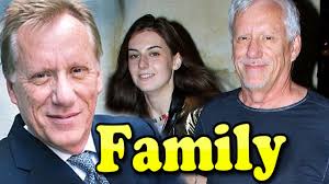 James Woods Family With Wife And Girlfriend Kristen Bauguess 2020 Wife And Girlfriend American Actors Kristen