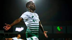 Jorge djaniny tavares semedo (născut douăzeci și unu martie 1991), cunoscut sub numele de djaniny , este un profesionist din capul verde. Santos Laguna S Djaniny S Atypical Rise From Cape Verde To The Top Of Liga Mx