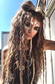 30 Peace Love Hippie Hairstyles For Rock N Roll Queens Boho Makeup Hair Styles Hippie Hair
