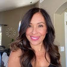 Veronica Pech's Instagram, Twitter & Facebook