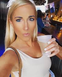 Stephanie, RD (@zebrabkk) • Instagram photos and videos