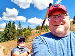 Can you connect Lost Lake and Lawn Lake drainage via the saddle west of  Mummy Mountain?