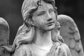 Death Concept Silhouette Angel Cross Ancient Statue — Stock Photo ©  Zwiebackesser #566515652