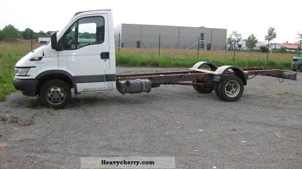 Iveco AT190S40/P-2005 Cab & Chassis Truck