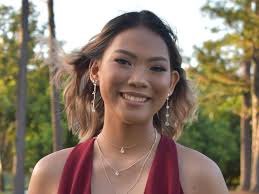 Pioneer State High School formal: Mackay 2020 formal event tees off at golf  course