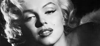 Wir zeigen eine anleitung für einen tüllrock und geben tipps für passende schminke, maske. Der Perfekte Lidstrich Rockabilly Rules Magazin