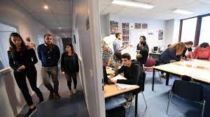 L'enad propose une grande diversité de cycles de formation pour l'éducation des adultes. Pendant Le Confinement L Ecole De La Deuxieme Chance Garde Sa Porte Numerique Ouverte