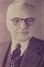 A Family That Skates Together Stays Together