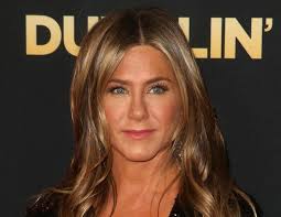 The daughter of actors john aniston and nancy dow, she began wo. Pochemu Dzhennifer Eniston Ne Rodila Detej Ot Breda Pitta