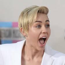 50 Miley Cyrus Haarschnitte Mode Haar Style Miley Cyrus Acconciature Boho Tagli Di Capelli
