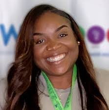 Kate Morrow's Instagram, Twitter & Facebook