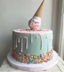 376 Likes 1 Kommentare Mariasweetcakery Auf Instagram 39 Donutkuchen That Looks Geburtstag Kuchen Madchen Torte Schulanfang Kuchen Geburtstag