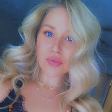 Kara Beth Mahan 🌙 (@kbmahan_05)