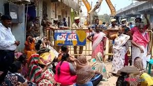 Chennai: No End To Forced Evictions, Promises End With Speeches | NewsClick