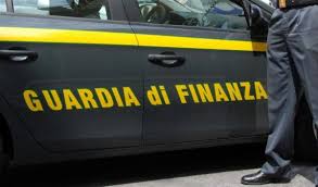 E' il primo esempio in italia di un corpo speciale istituito ed ordinato appositamente per il servizio di vigilanza finanziaria sui confini. Guardia Di Finanza Cosa Fa E Quando Interviene