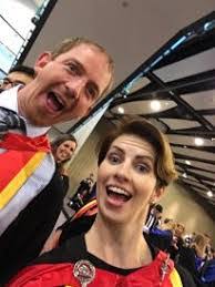 Lloyd Stringer's Instagram, Twitter & Facebook