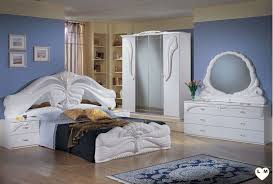 Epingle Par Ronald Sur نوم En 2020 Ensemble Chambre A Coucher Chambre A Coucher Italienne Chambre A Coucher