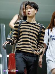 Even Without Makeup Lay Is Just As Beautiful Lay Yixing Exo Kpop Airport Tumblr Yixing Exo Lay Without Makeup