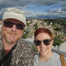 Is the Sundial restaurant still in operation in Modesto?