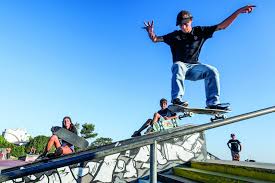 O 'skateboarder' gustavo ribeiro deve ser operado ao ombro agora no regresso a portugal, depois do seu desempenho na final dos jogos olímpicos de tóquio2020 ter sido afetado pela lesão que o tem apoquentado. Visao Gustavo Ribeiro O Skater Vencedor