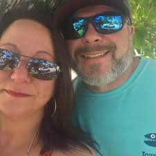 Are there bars or places with shuttle buses to the Packer Lions game