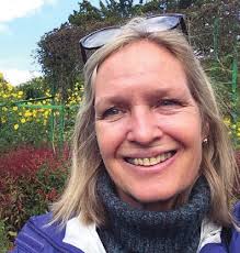 Steele resolves to help others