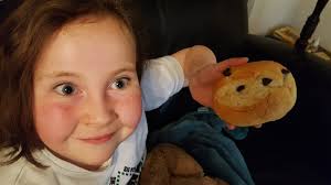 everythingsaface (@facesinthings)