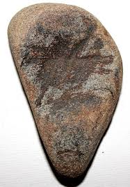 Portable Rock Art And Figure Stones From Portable Rock Art Museum North America S Hidd Ancient Artifacts Prehistoric Prehistoric Art Native American Artifacts
